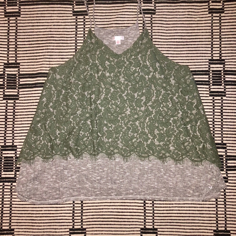 Xhilaration green/gray flowy tank